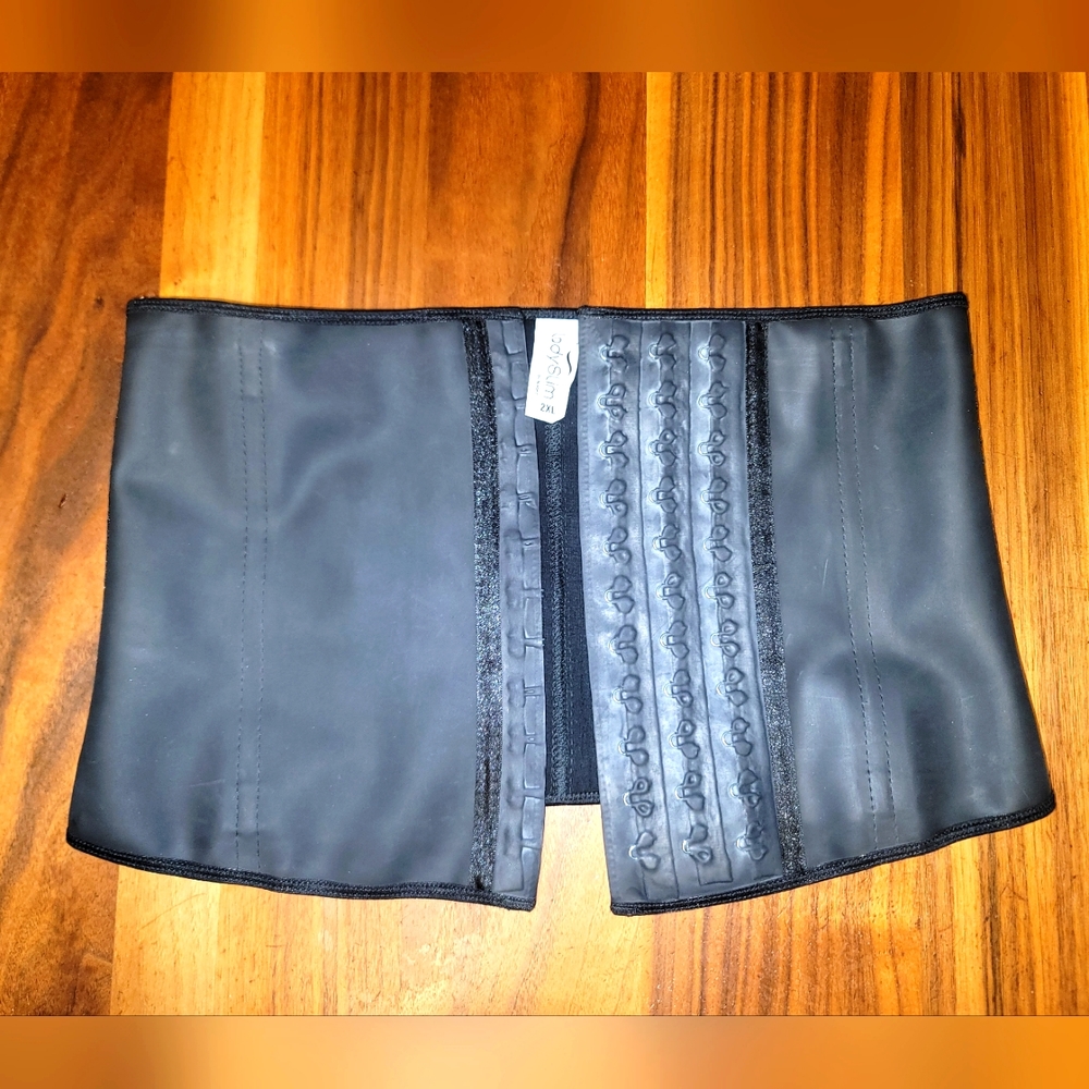 LadySlim by NuvoFit Fajas Short Torso Latex Waist Trainer